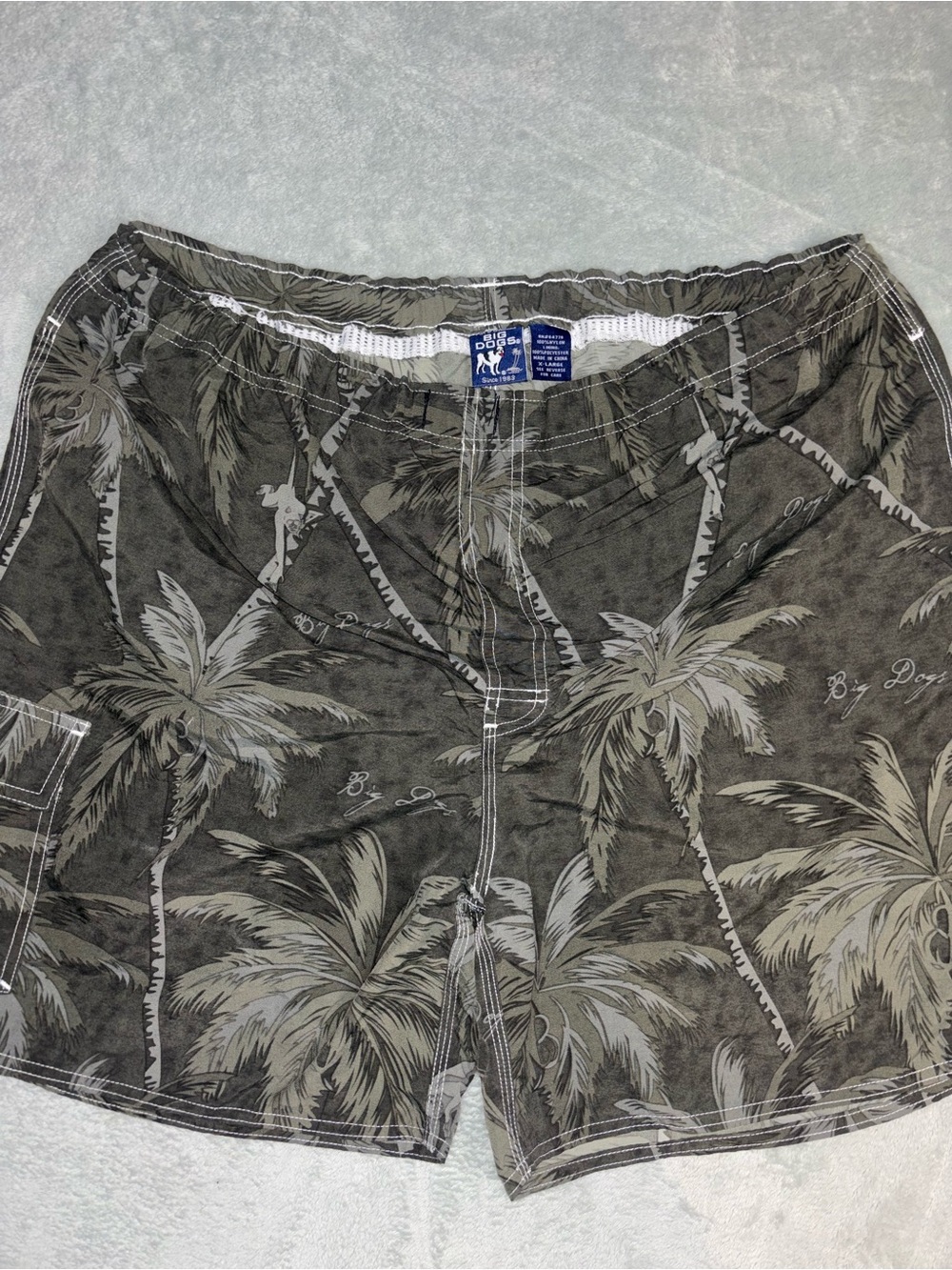 Men’s Big Dogs Shorts size XL